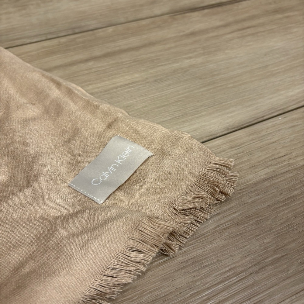 Calvin Klein Women's Soft Lightweight Viscose Wrap Scarf Beige Tan Super Soft OS - Picture 2 of 6